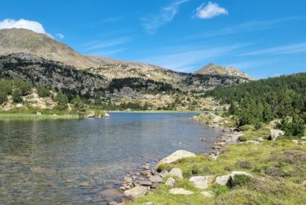 Vue du lac des Bouillousses, Les Angles, Pyrénées-Orientales